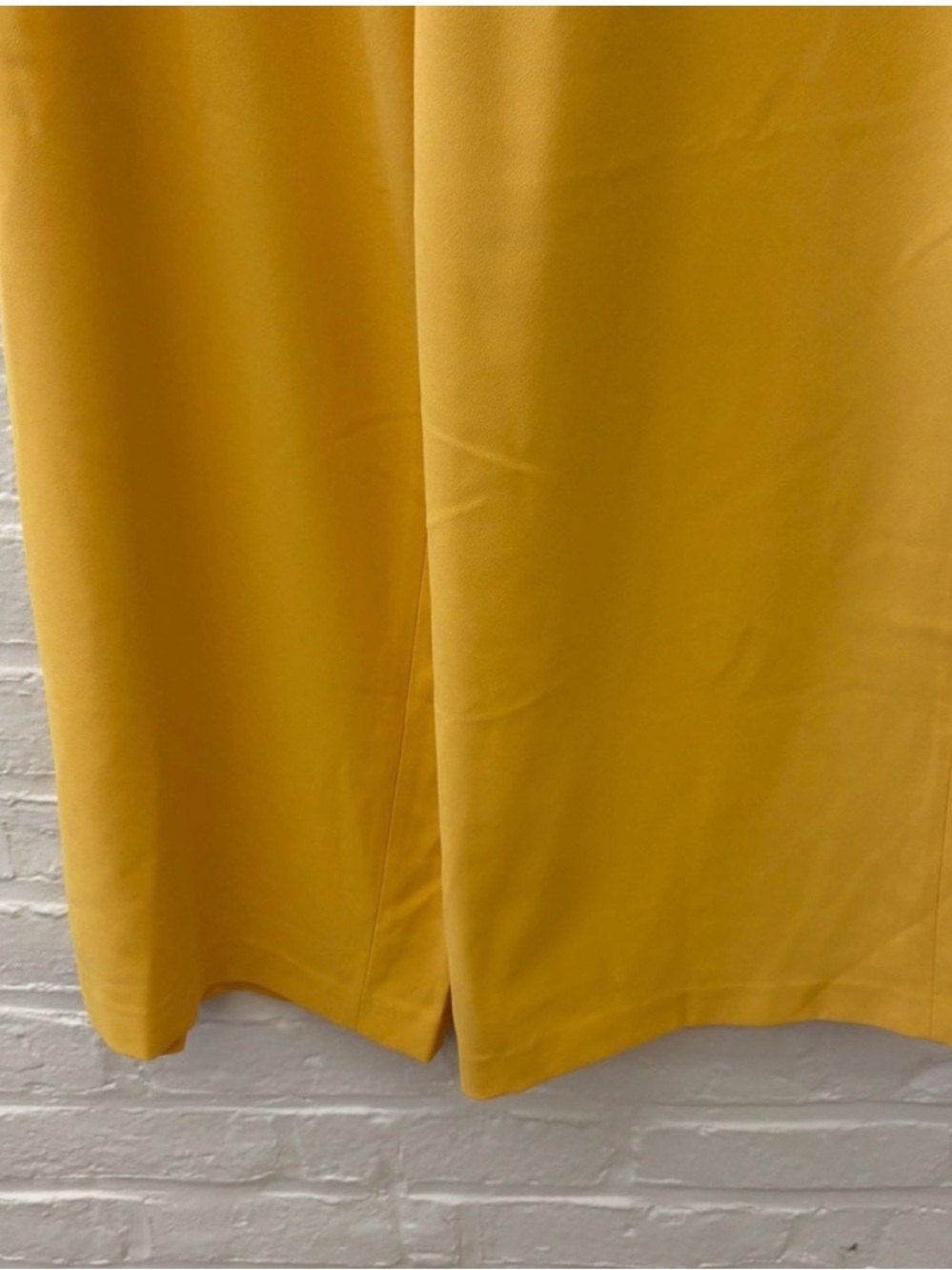 Alice + Olivia || Donald Cropped Wide Leg Trousers Crepe Pants Yellow - Size 8 - Picture 5 of 10